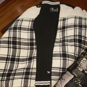 VS Pink Leggings Size Large